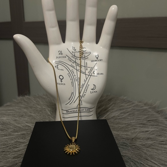 Sun necklace - Picture 5 of 8